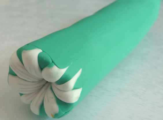 Stretched clay flower stock